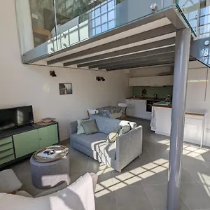 Mini Loft Lido With Own Sunny & Private Garden Apartment